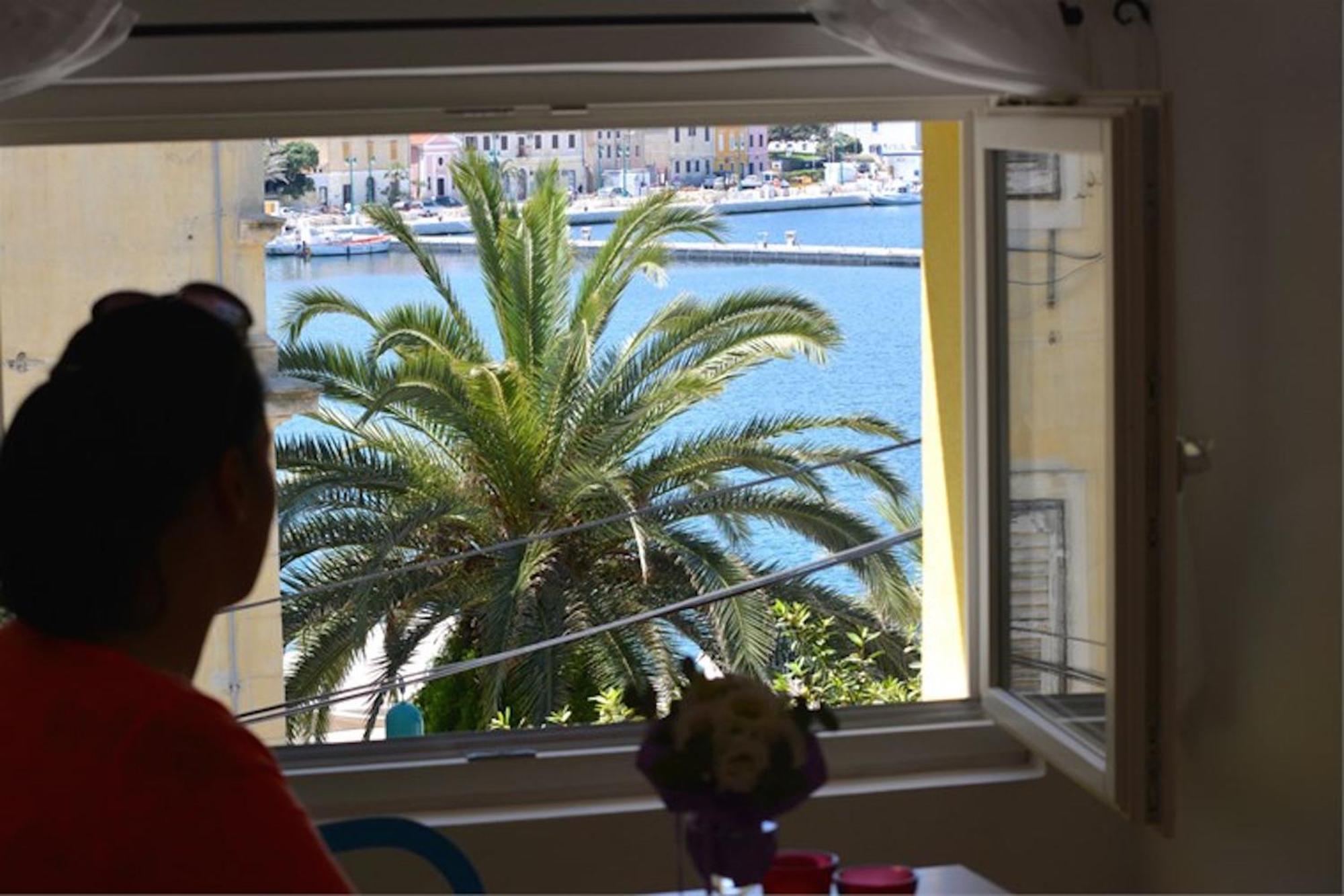 Apartments Mandarina Mali Lošinj Habitación foto